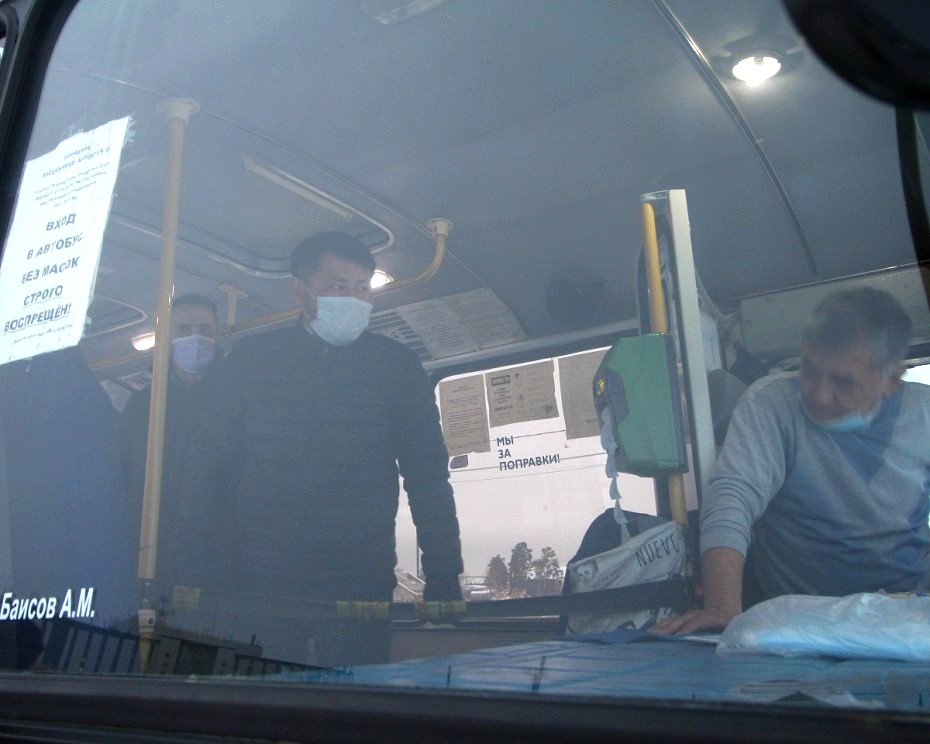 Власти Якутска пообещали водителям автобусов временное жилье, помощь в ипотеке и путевки на лечение