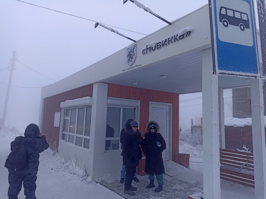 Бардак и вандализм на теплых остановках – как решается проблема в Якутске?