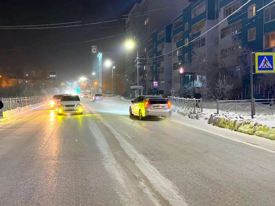 В Якутске водитель сбил подростка — тот переходил дорогу в наушниках