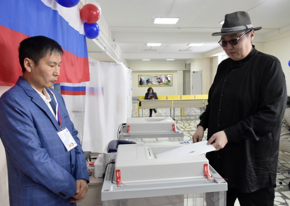 Открылись участки для голосования на выборах Президента РФ