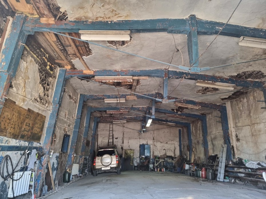ОНФ: В табагинской школе может рухнуть гараж