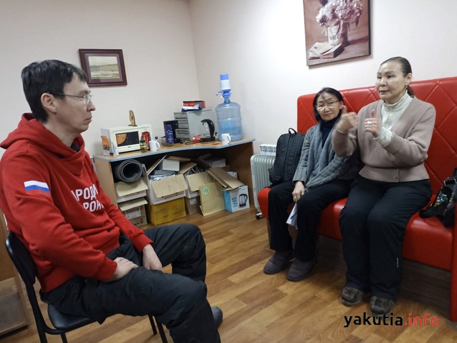 Воспитатель Валентина Федорова, проходящая по делу о школе для неслышащих, восстановлена на работе