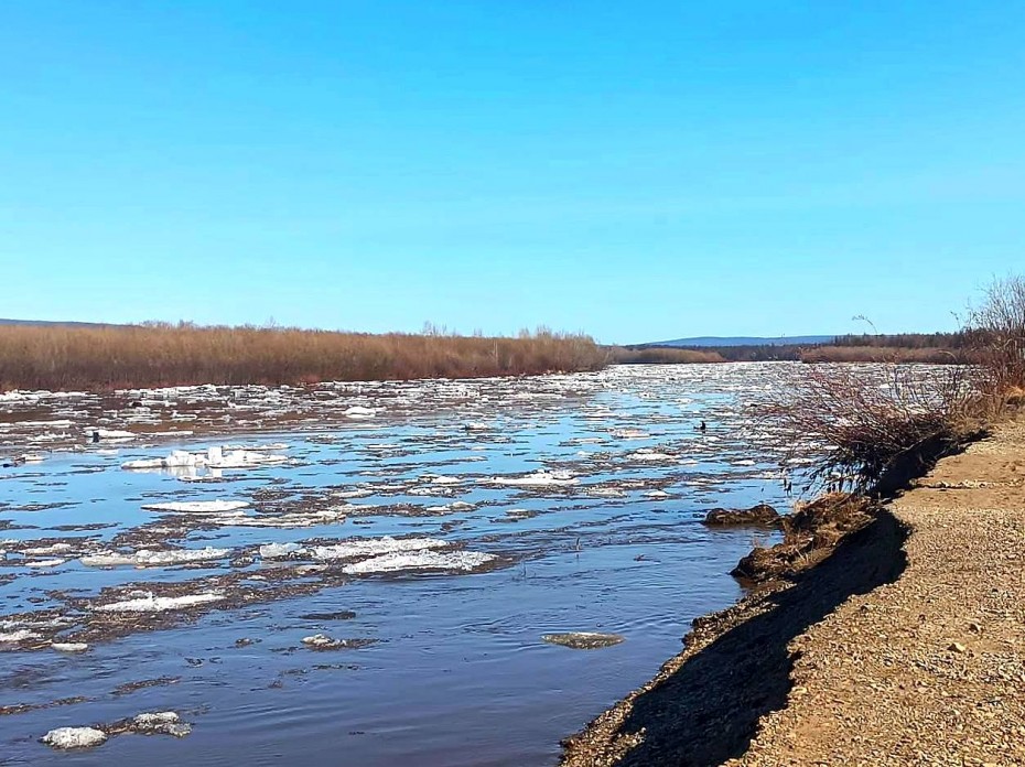 Официально: Вскрытие реки Вилюй произошло у села Сунтар