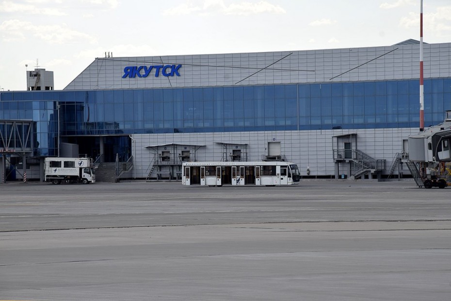 Пешком с багажом: Заезд на привокзальную территорию аэропорта «Якутск» временно закрыт