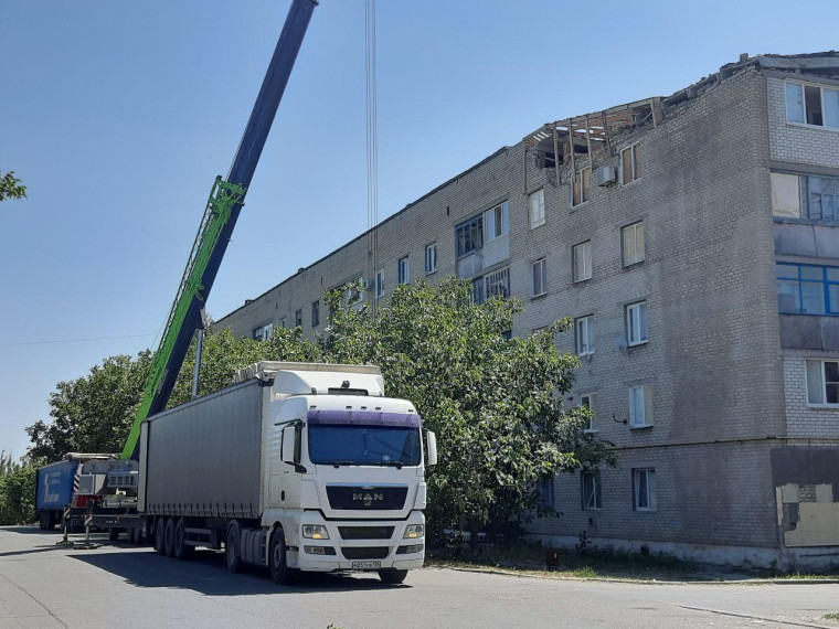 Строители из Якутии ремонтируют дома в Докучаевске ДНР
