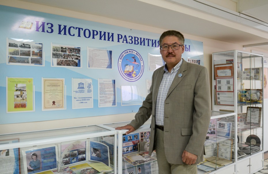 Айаан Васильев: ОГЭ – отменить, ЕГЭ – сделать добровольным, зарплату учителям – повысить
