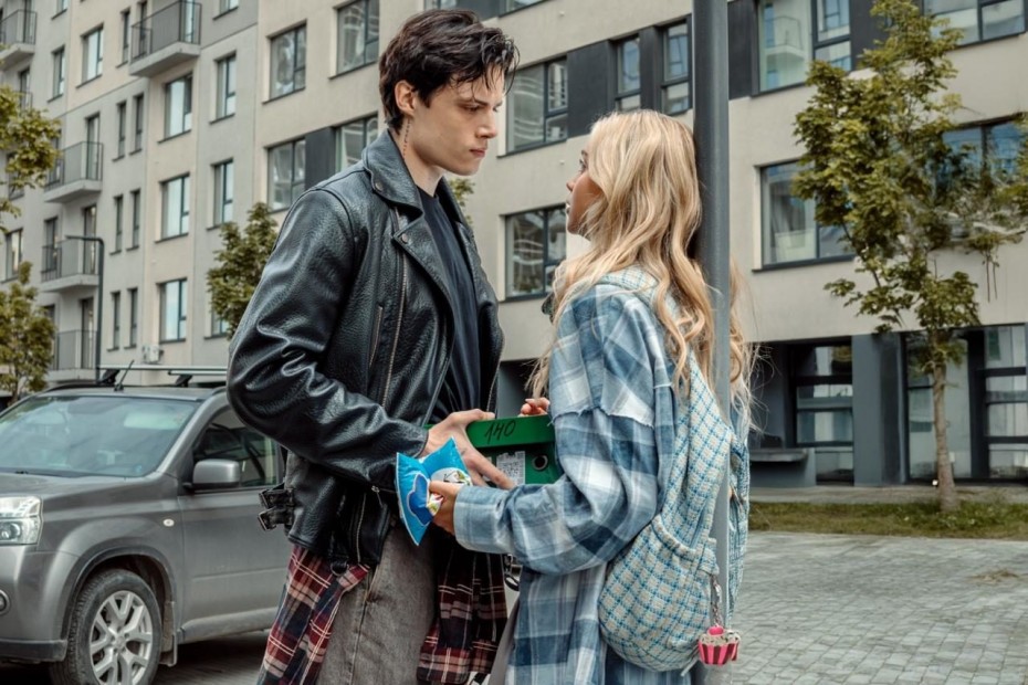 Лето взяло в руки краски: яркий коктейль кинопремьер июня