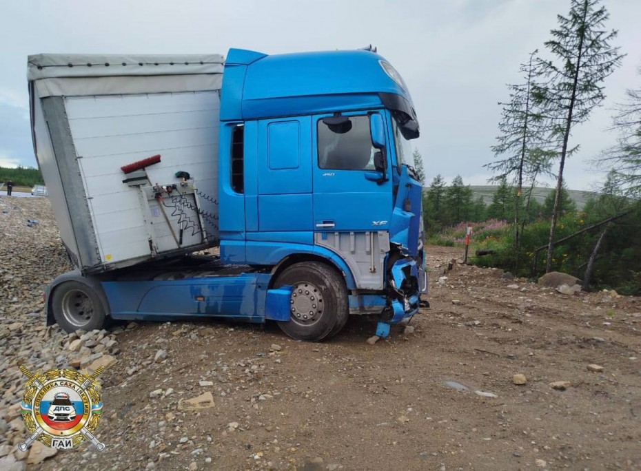 В Алданском районе в ДТП погиб водитель грузовика